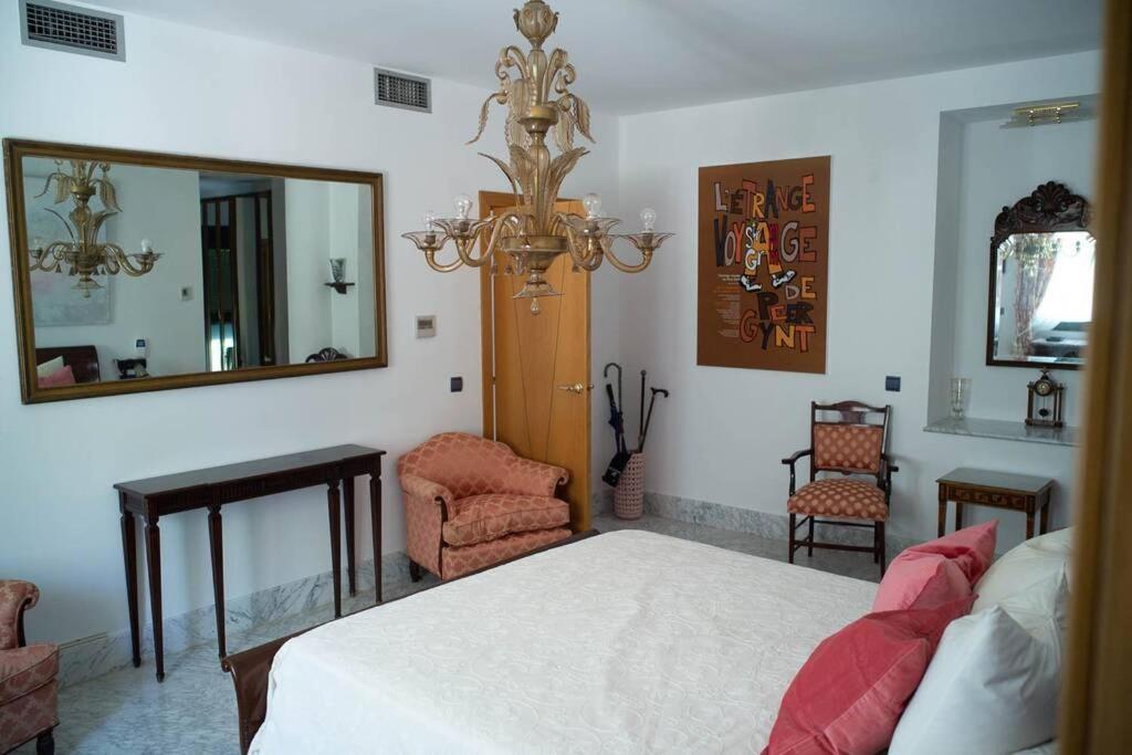 Beachside Villa In Puerto Marina, Benalmádena Kültér fotó